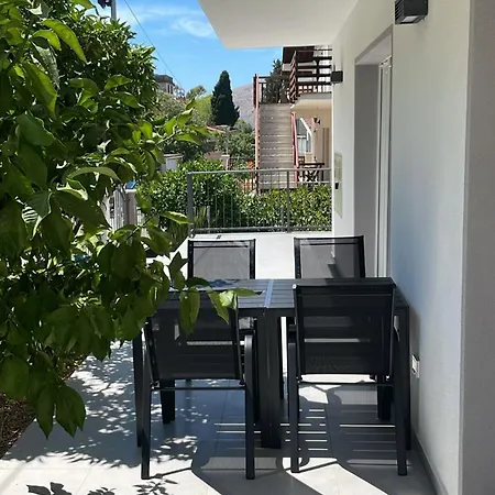 公寓 Frane-apart - Ciovo 特罗吉尔