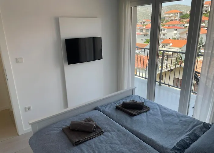 Frane-apart - Ciovo Apartament *